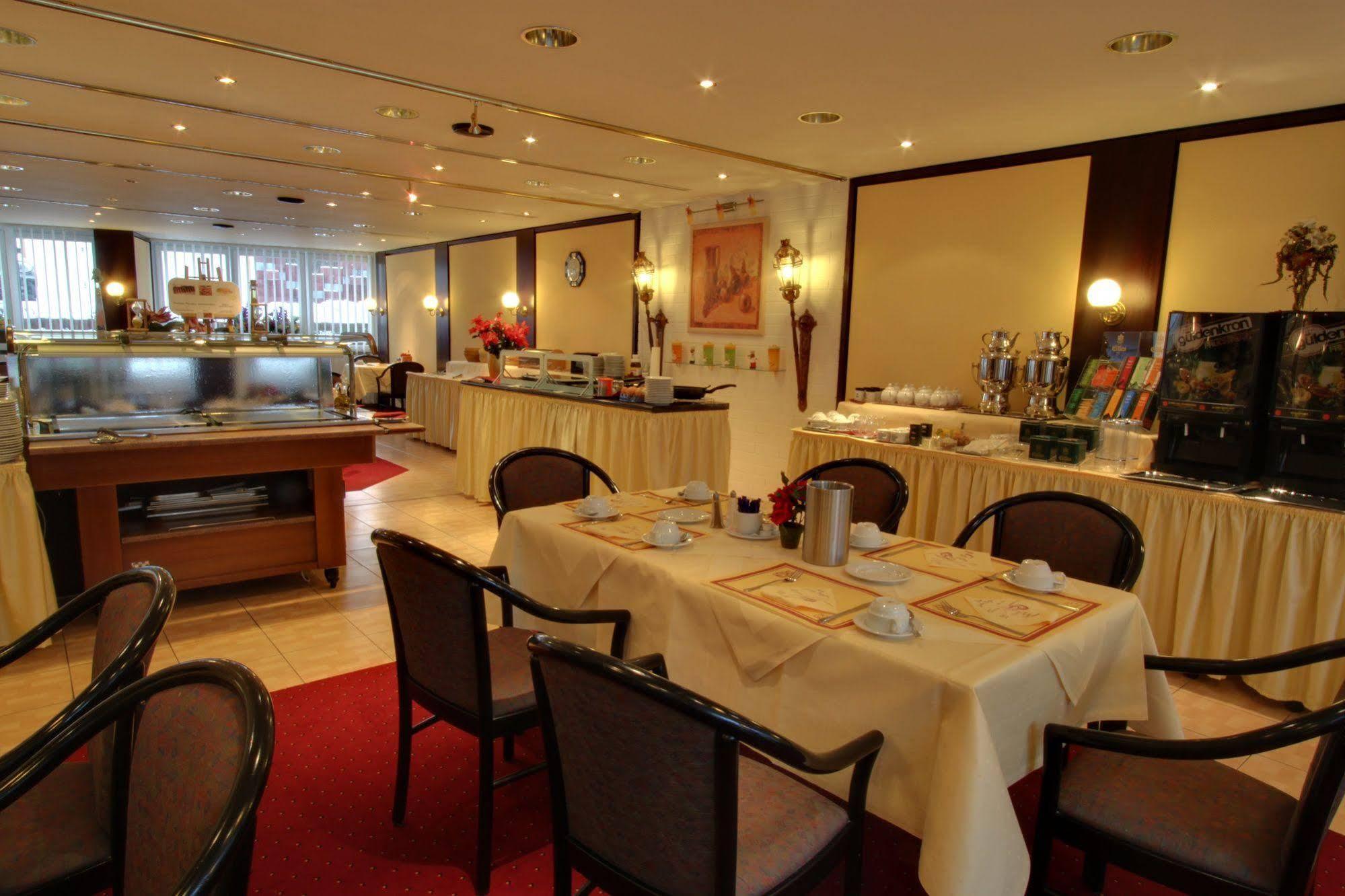 Hotel Grille Erlangen Ngoại thất bức ảnh